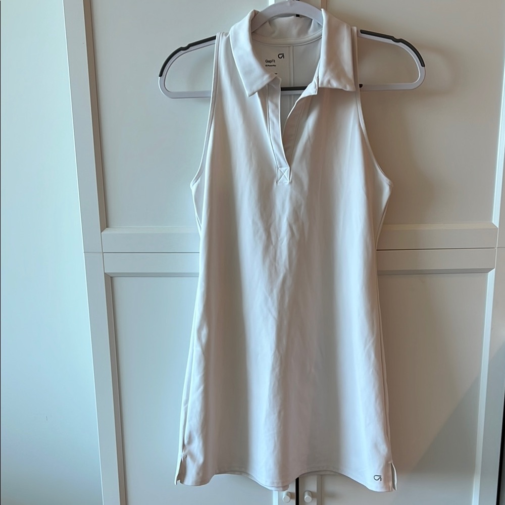 GAP Fit Women's White Sleeveless Polo Tank Dress. Small.